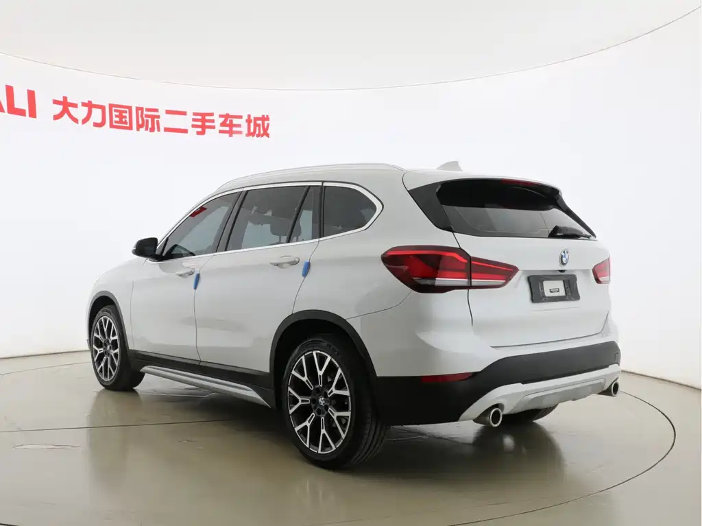 BMW X1 2023 — фото 8