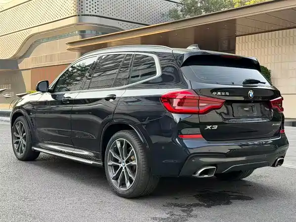 BMW X3 2021