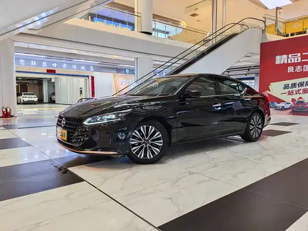 Nissan Teana 2025