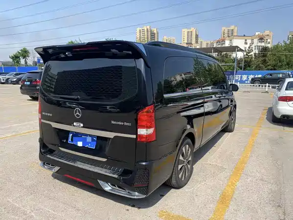 Mercedes-Benz Vito 2024