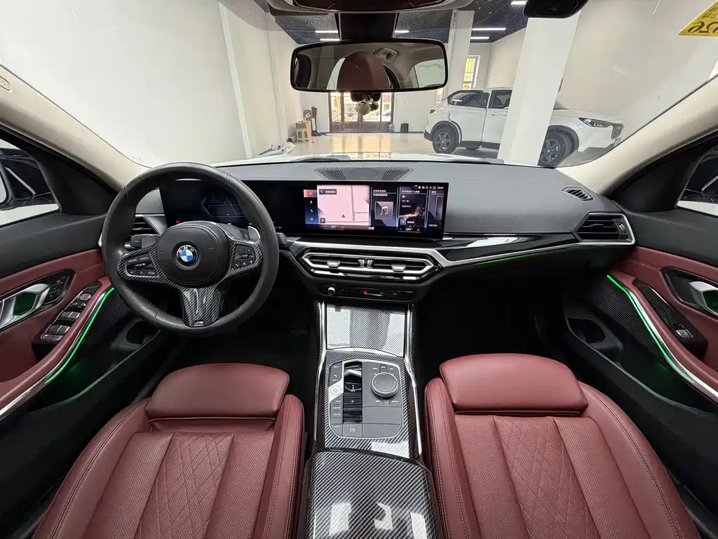 BMW 3 Series 2023 — фото 13