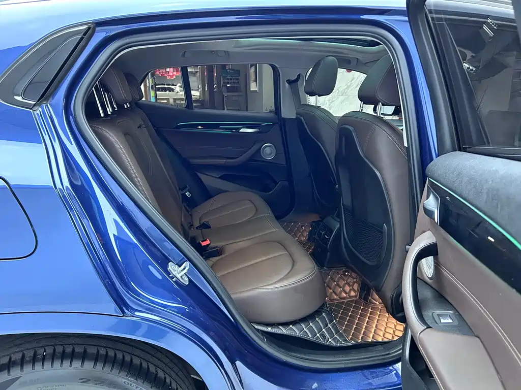 BMW X2 2022 — фото 11