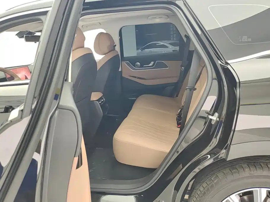 Chery Tiggo 8L 2025 — фото 11