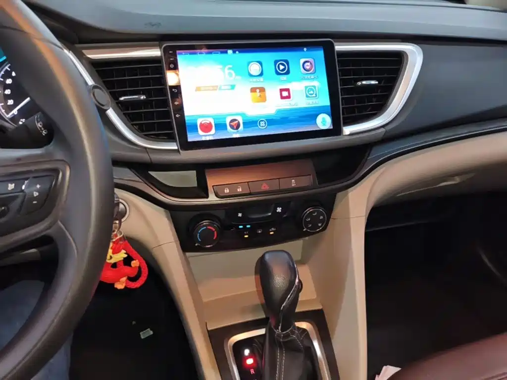 Buick Excelle 2016 — фото 13