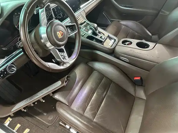 Porsche Panamera 2017
