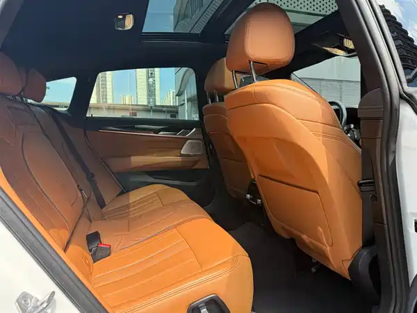 BMW 6 Series GT 2021