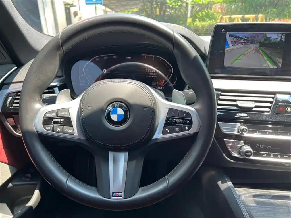 BMW 5 Series 2022 — фото 12