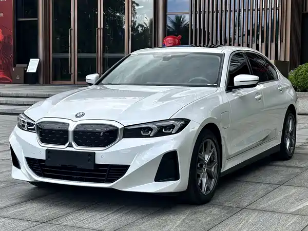 BMW i3 2022