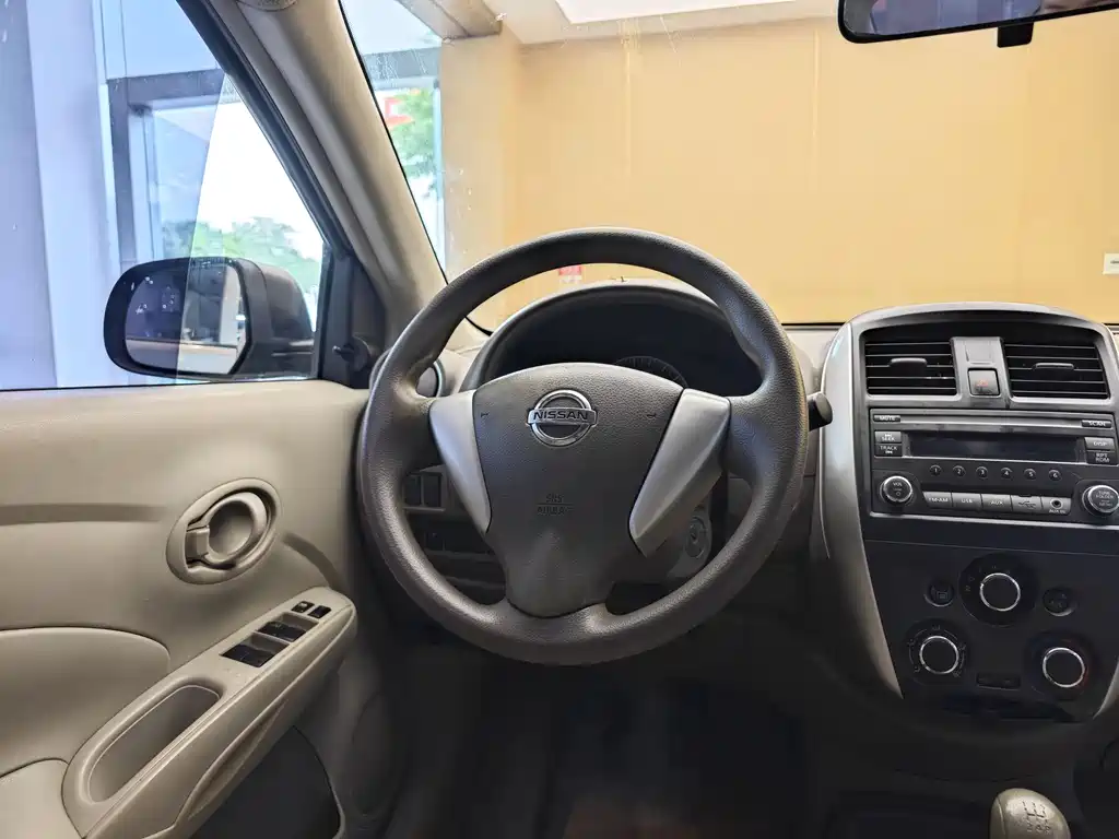 Nissan Sunny 2016 — фото 14