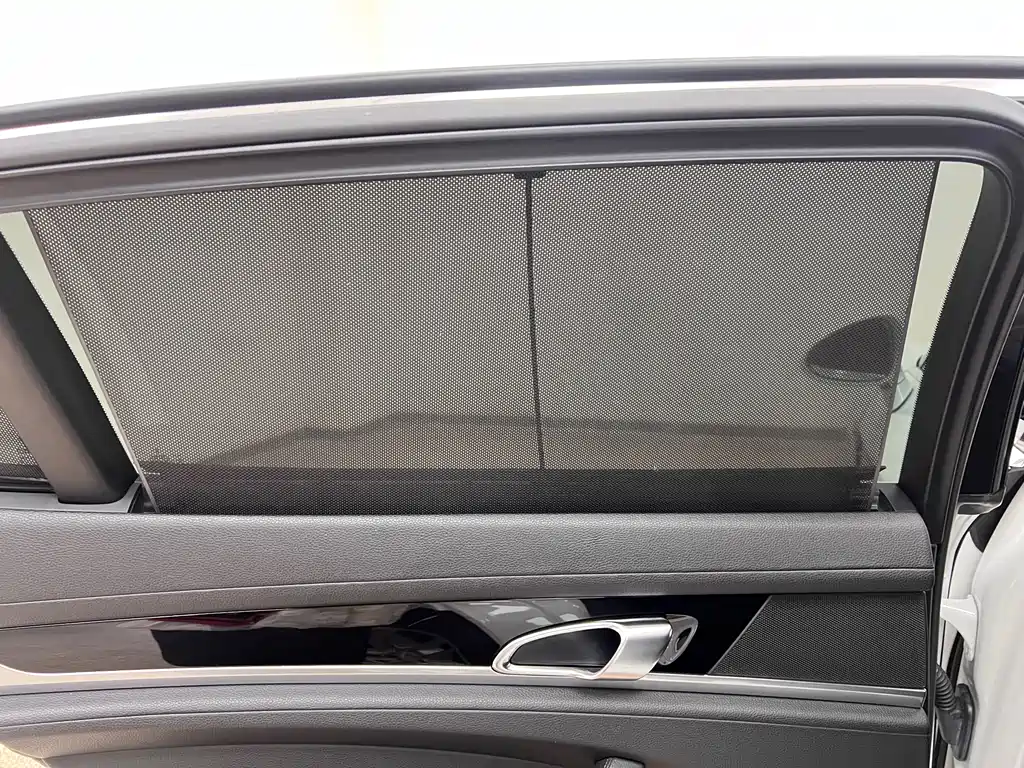 Porsche Panamera 2015 — фото 19