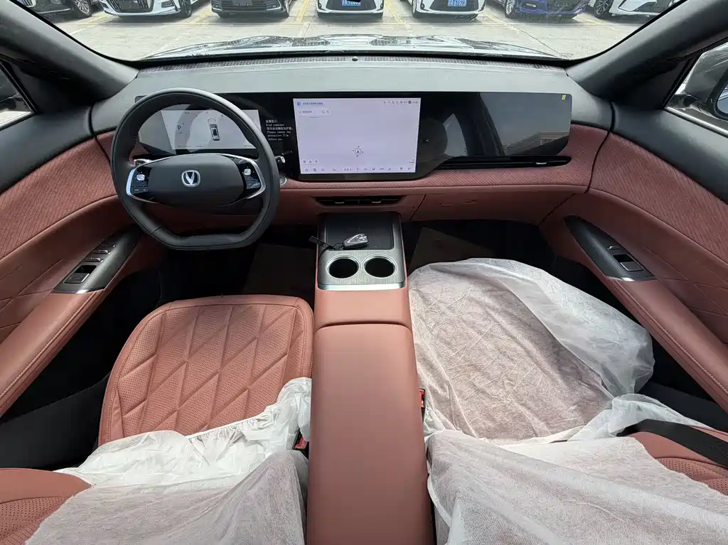 Changan CS75 PLUS 2026 — фото 15