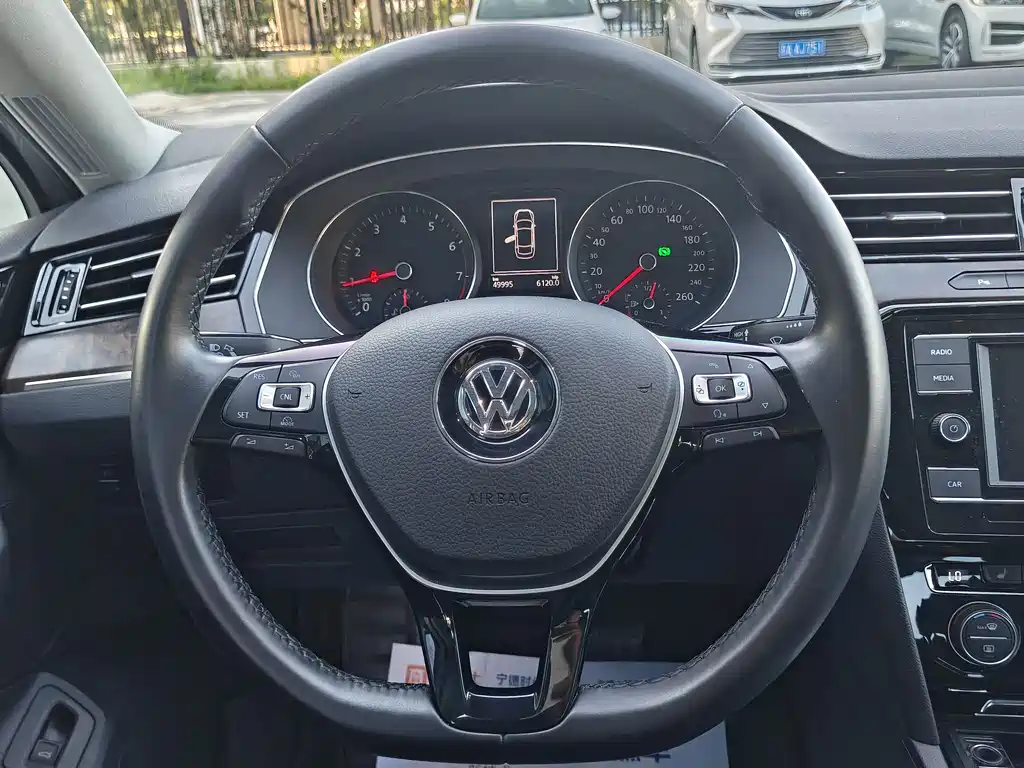 Volkswagen Magotan 2018 — фото 19