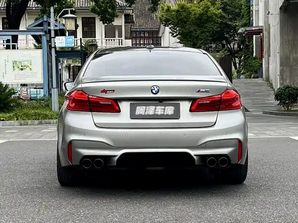 BMW M5 2019