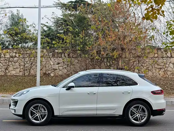 Porsche Macan 2017