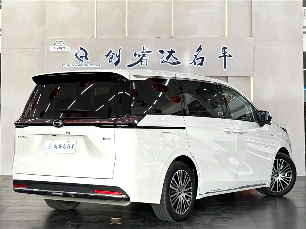 GAC Motor E8 PHEV 2025 — фото 4