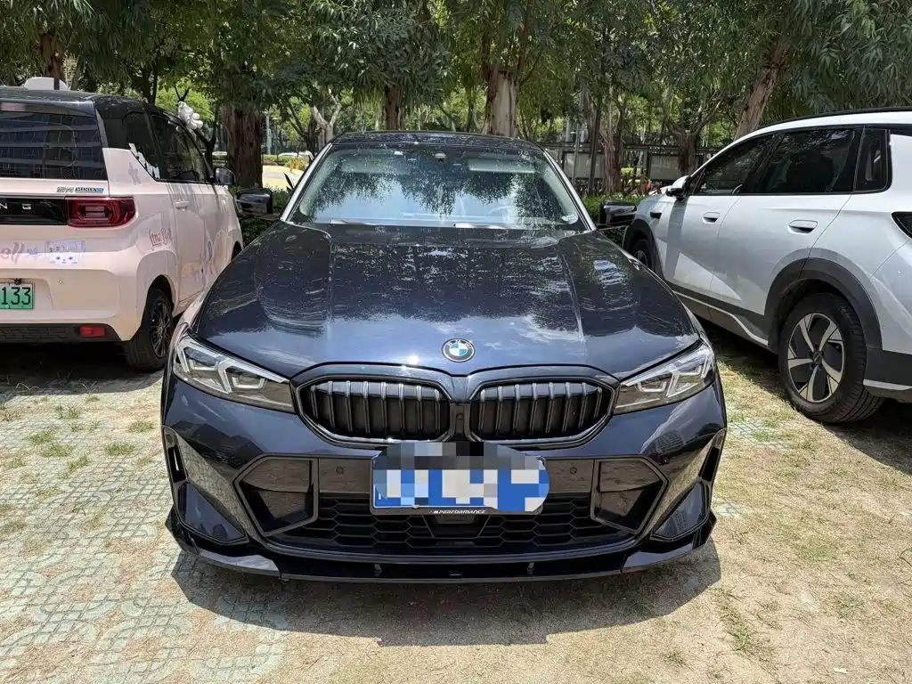BMW 3 Series 2025