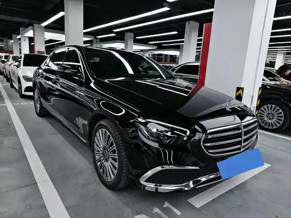 Mercedes-Benz E-Class 2023