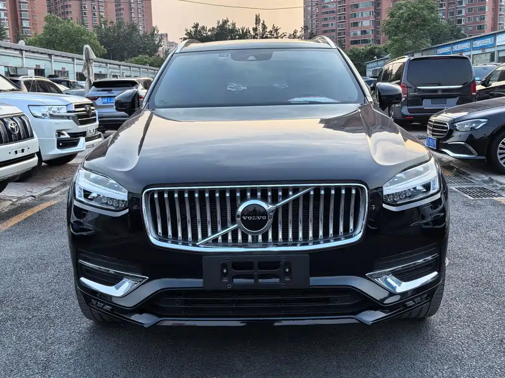 Volvo XC90 2021 — фото 2