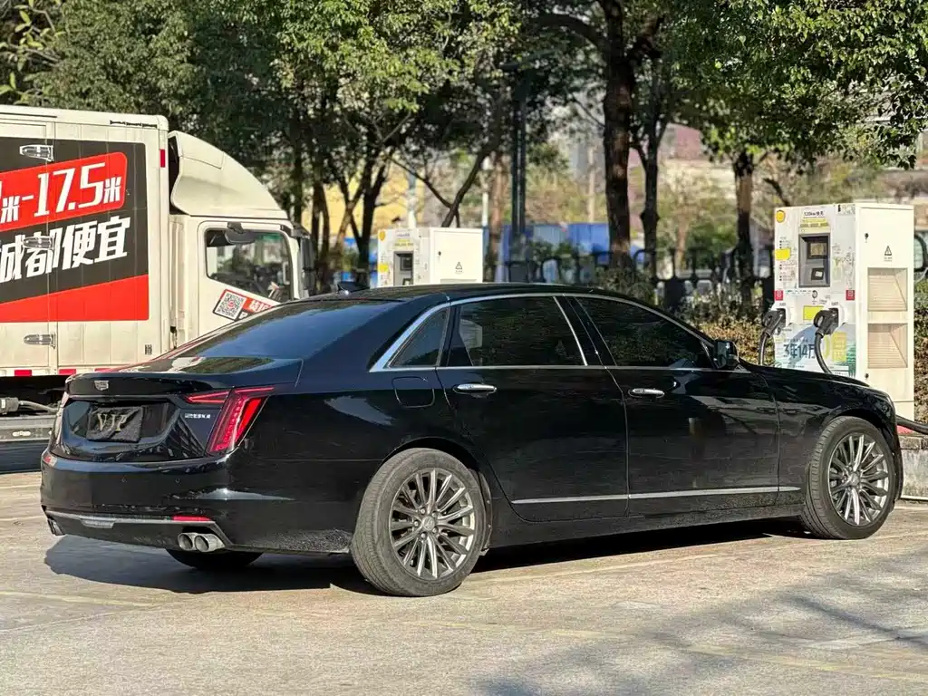 Cadillac CT6 2018 — фото 7