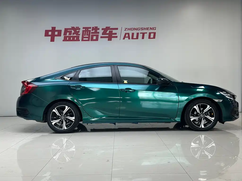 Honda Civic 2018 — фото 13