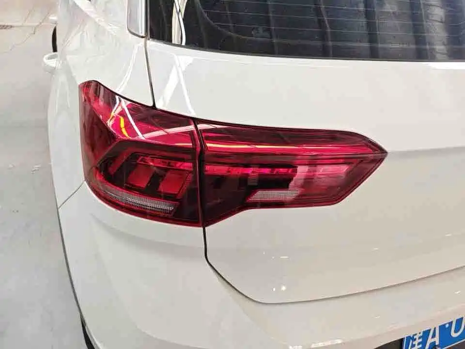 Volkswagen T-Roc 2022 — фото 14