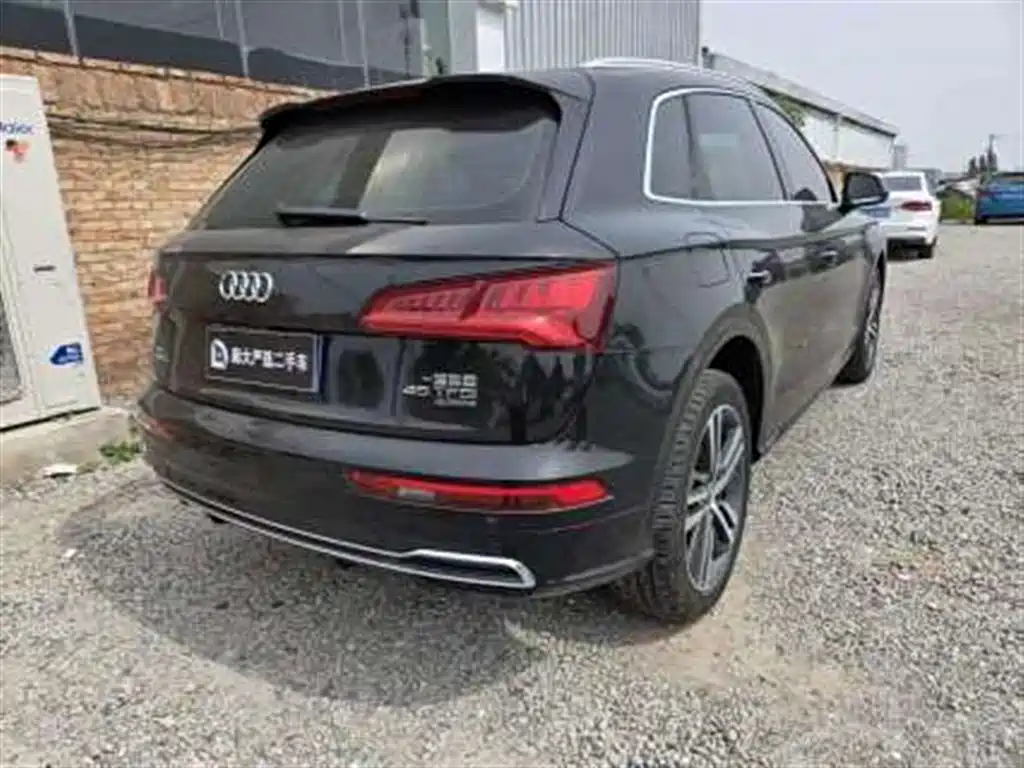 Audi Q5L 2019 — фото 4