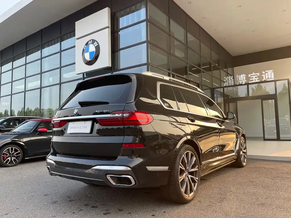 BMW X7 2021 — фото 15