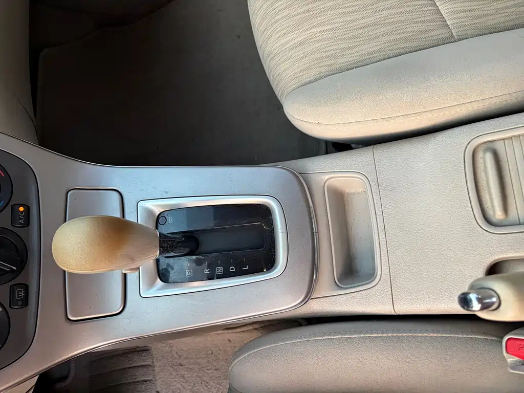 Nissan Sylphy 2013 — фото 11
