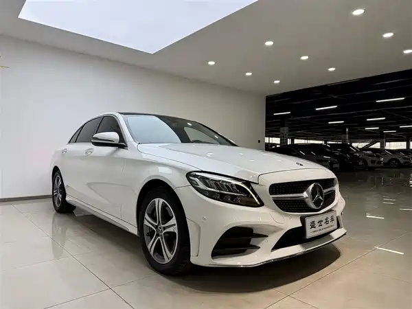 Mercedes-Benz C-Class 2020
