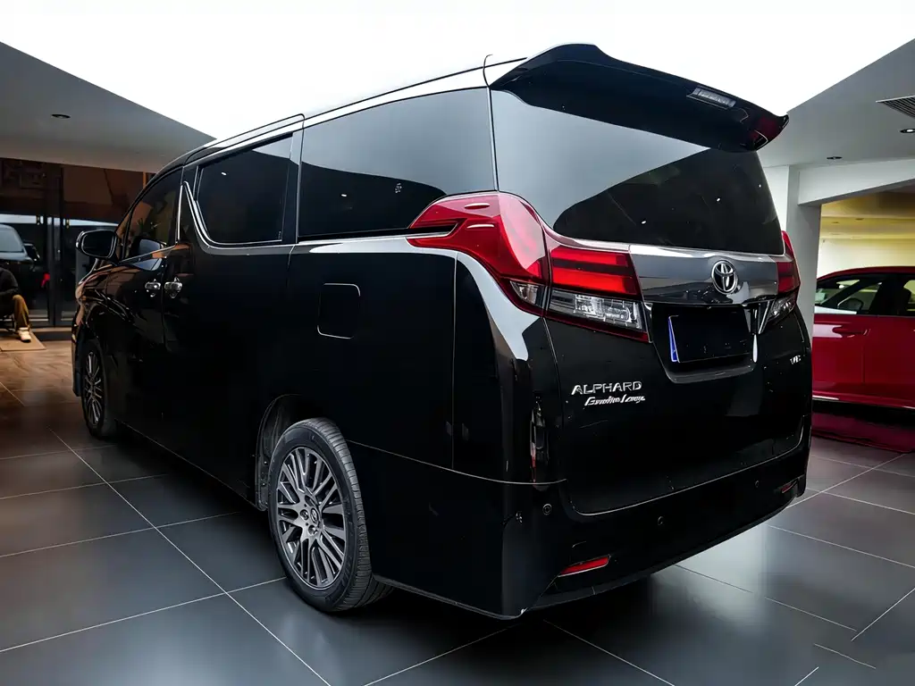 Toyota Alphard 2017 — фото 6