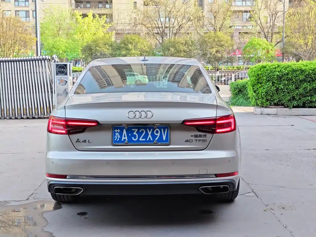 Audi A4L 2019 — фото 12
