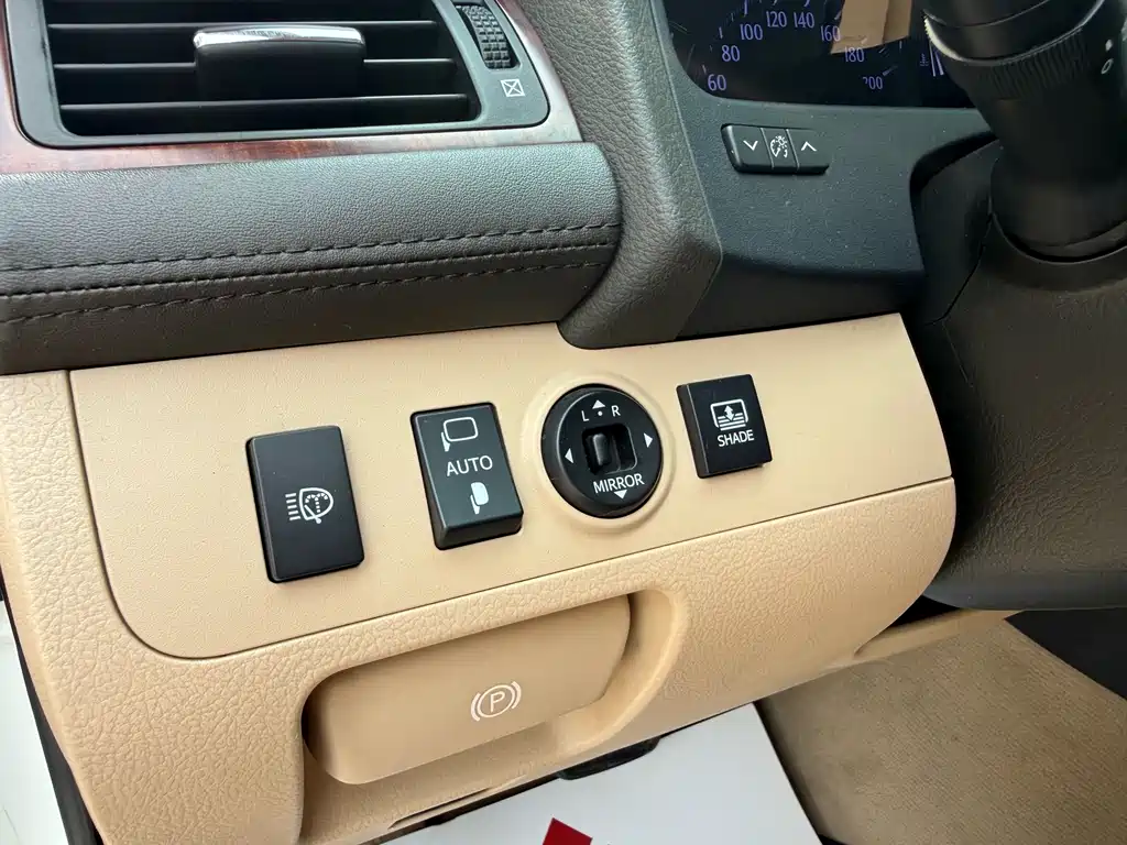 Toyota Crown 2012 — фото 15
