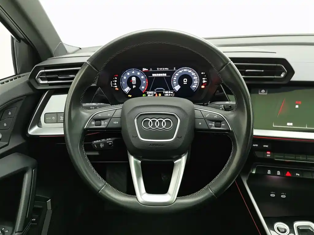 Audi A3 2025 — фото 11