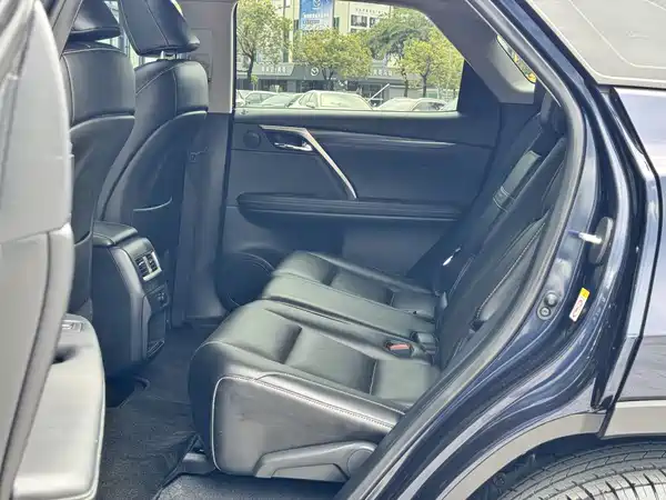 Lexus RX 2019