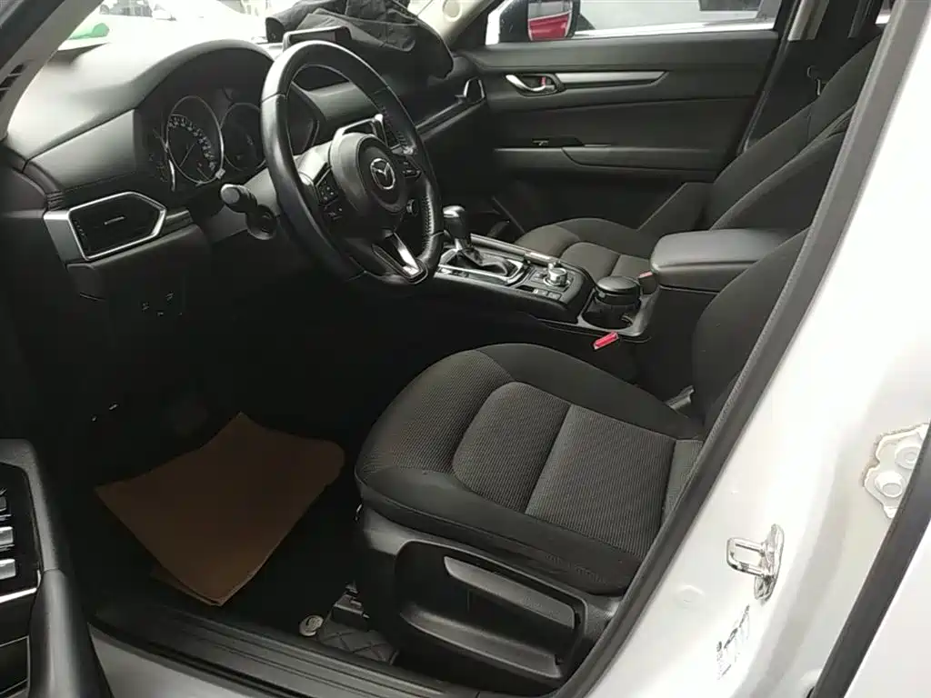Mazda CX-5 2019 — фото 15