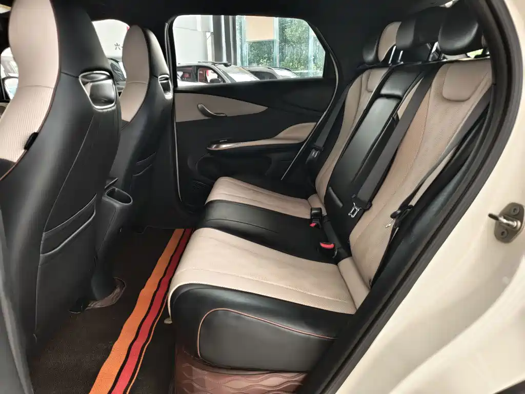 BYD Dolphin 2023 — фото 12