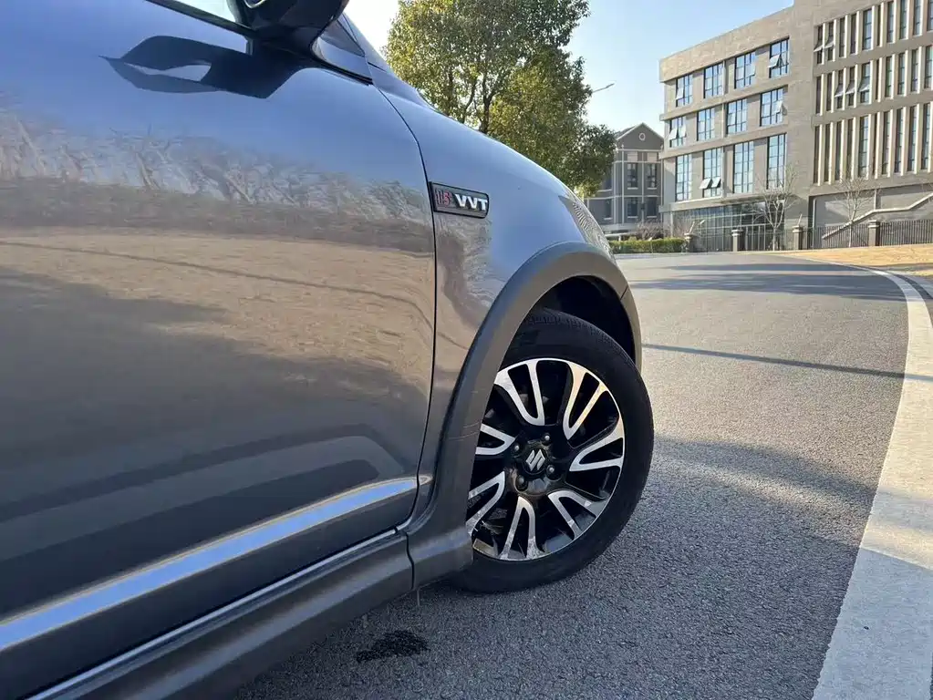 Suzuki Swift 2018 — фото 15