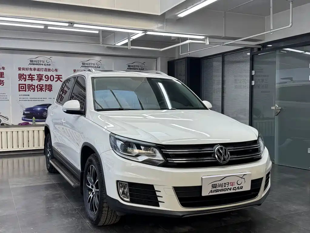 Volkswagen Tiguan 2015 — фото 3