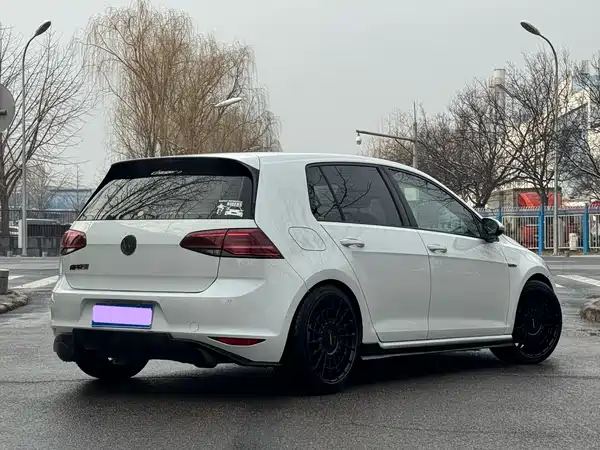 Volkswagen Golf GTI 2016