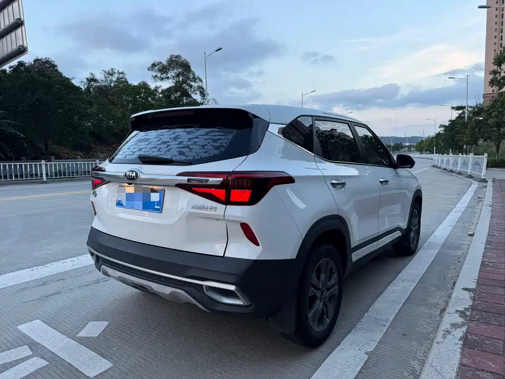 Kia KX3 2021 — фото 10