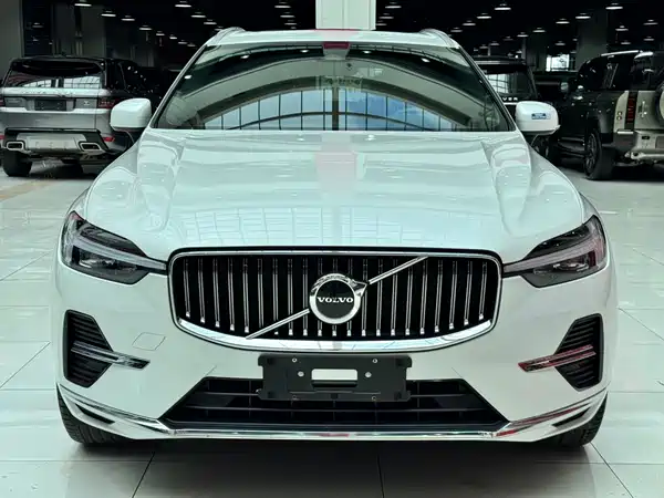 Volvo XC60 2022