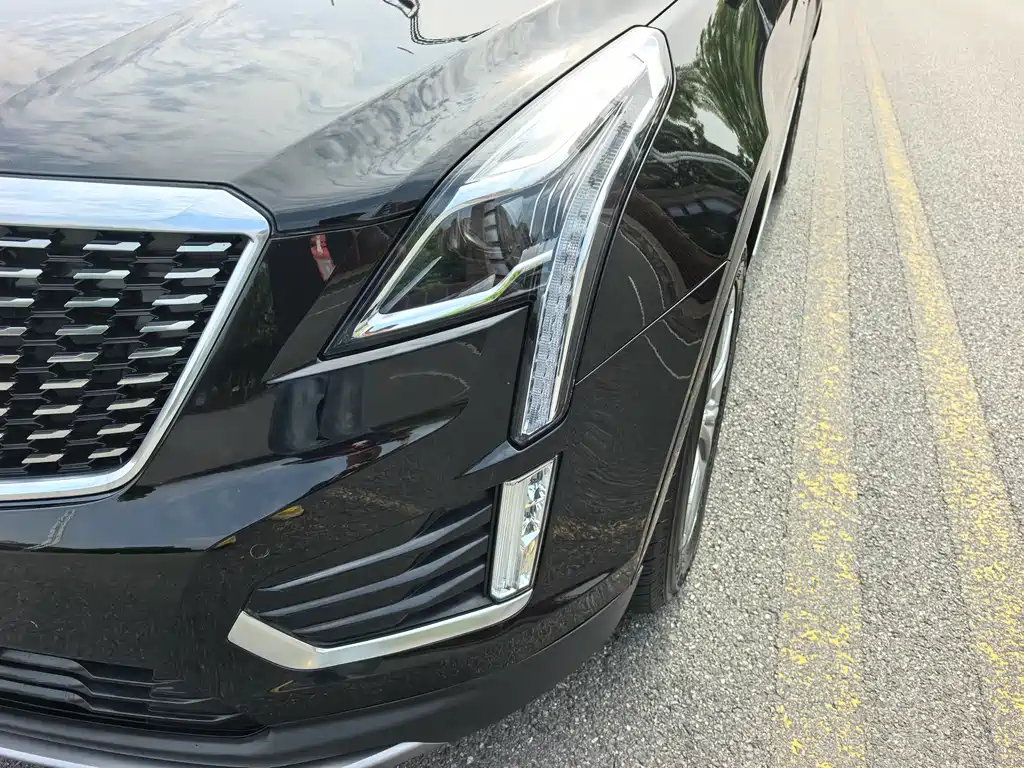 Cadillac XT5 2021 — фото 11