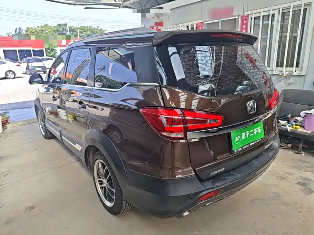 BAIC BAIC Weiwang M60 2018 — фото 5