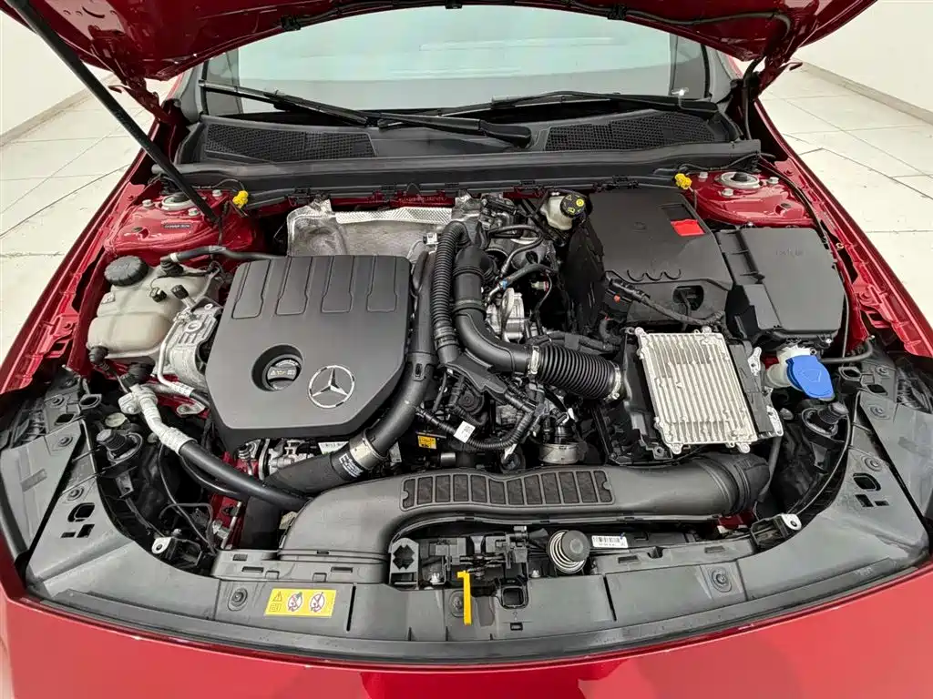 Mercedes-Benz A-Class 2023 — фото 18