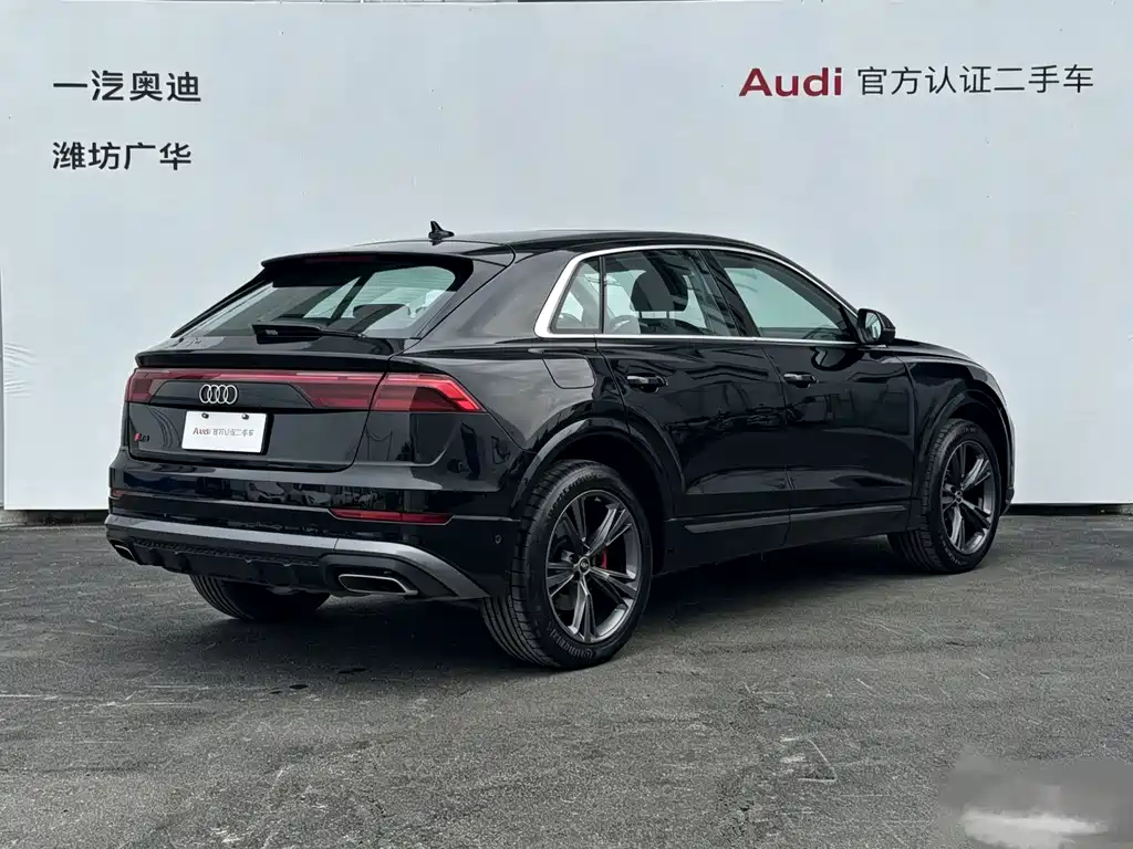 Audi Q8 2025 — фото 5