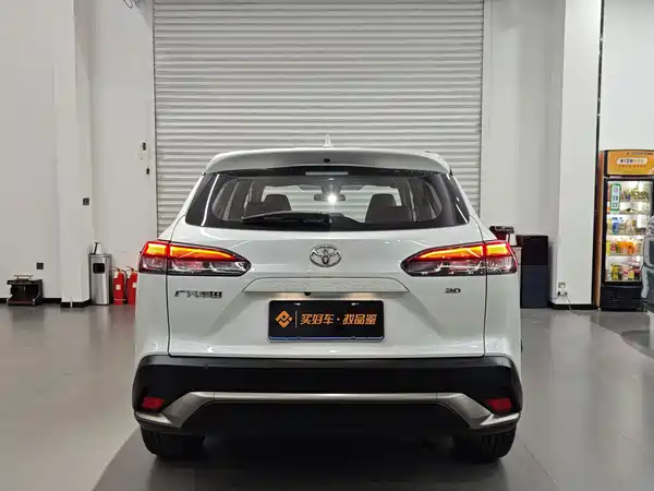 Toyota Frontlander 2022