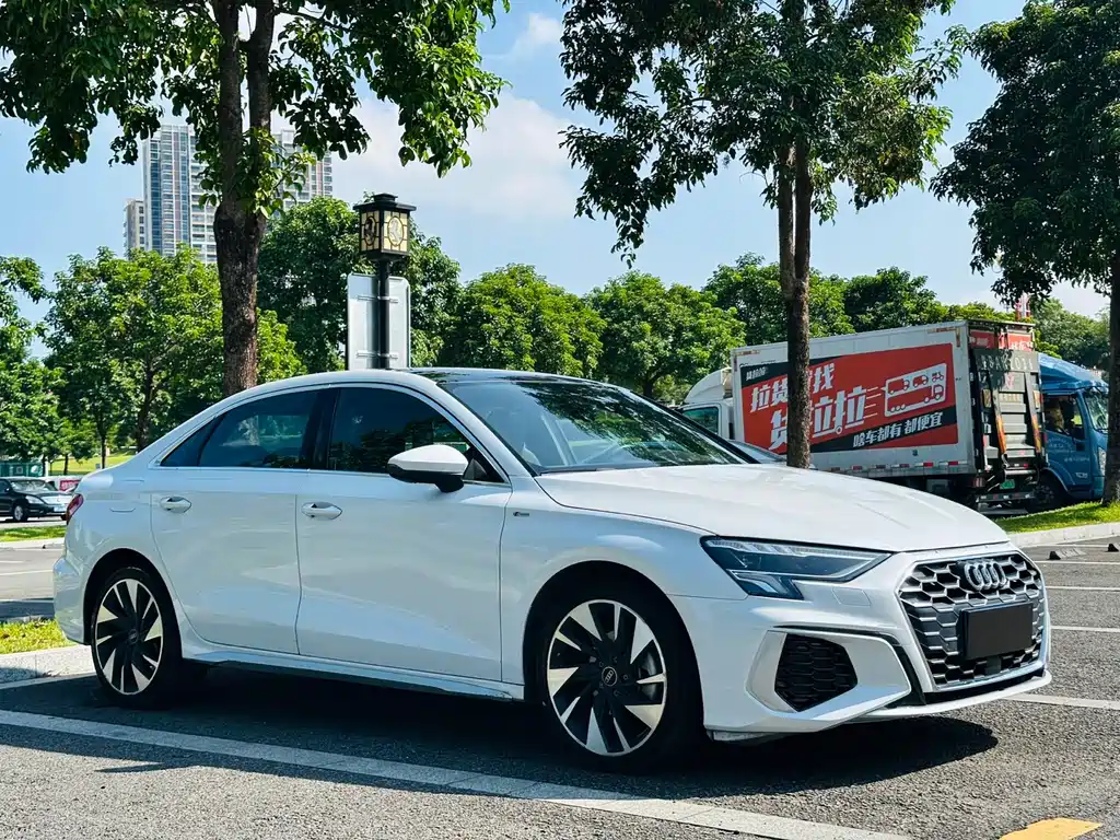 Audi A3 2022 — фото 4