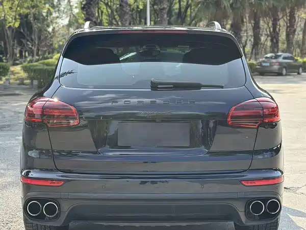 Porsche Cayenne 2016