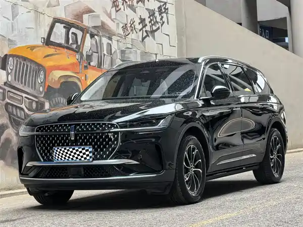 Lincoln Nautilus 2023