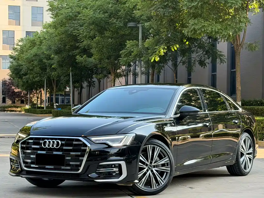 Audi A6L 2023 — фото 1